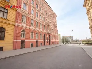 Pronájem obchodního prostoru, Praha - Nové Město, Koubkova, 89 m2