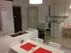 Pronájem pokoje, Brno, Bayerova, 84 m2