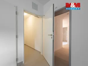 Prodej bytu 3+kk, Benešov, Dukelská, 77 m2