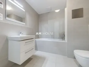 Pronájem bytu 2+kk, Praha - Vysočany, Sousedíkova, 50 m2