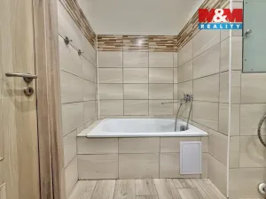 Pronájem bytu 2+kk, Děčín - Děčín VI-Letná, 36 m2
