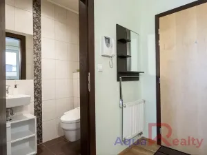 Prodej bytu 2+kk, Karlovy Vary, Libušina, 70 m2