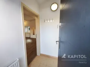 Pronájem bytu 1+kk, Praha - Michle, Nuselská, 31 m2