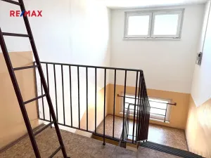 Pronájem bytu 2+kk, Slaný, Vikova, 42 m2