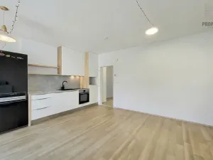 Prodej bytu 1+kk, Bučovice, Osvobození, 34 m2