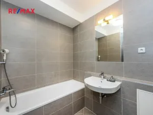 Prodej bytu 3+kk, Praha - Dolní Měcholupy, Kardausova, 84 m2