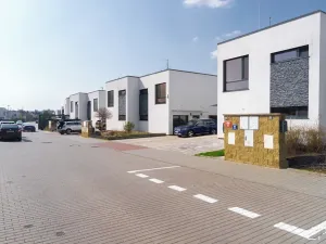 Pronájem rodinného domu, Praha - Vinoř, Lipoltická, 114 m2