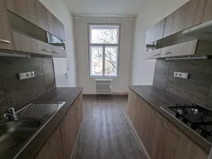 Pronájem bytu 2+1, Praha - Žižkov, Krásova, 44 m2