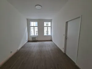 Pronájem bytu 2+1, Praha - Žižkov, Krásova, 44 m2