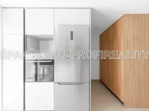 Prodej rodinného domu, Alicante, Španělsko, 207 m2