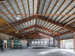 Prodej výrobních prostor, Kladno, Huťská, 1000 m2