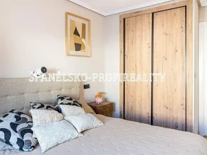 Prodej bytu 4+kk, Alicante, Španělsko, 102 m2