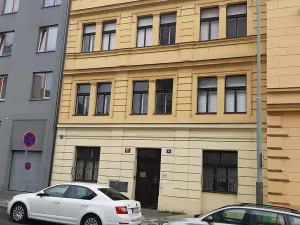 Pronájem bytu 2+kk, Praha - Žižkov, Jeseniova, 45 m2