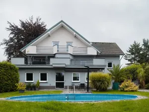 Prodej rodinného domu, Domašov u Šternberka, 400 m2