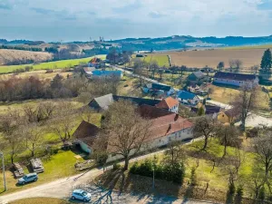 Prodej zemědělské usedlosti, Radonín, 185 m2