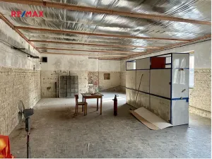 Pronájem obchodního prostoru, Kladno, Na kovárně, 400 m2