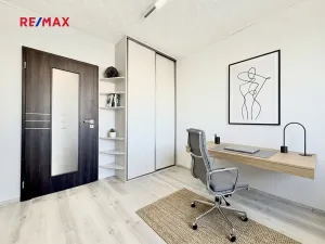 Prodej bytu 3+1, Kladno, Vašíčkova, 77 m2