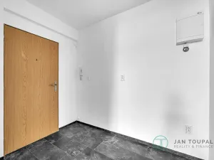 Pronájem bytu 2+kk, Hradec Králové, Pražská třída, 53 m2