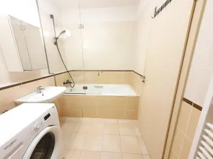 Pronájem bytu 1+kk, Praha - Hostivař, Athénská, 38 m2