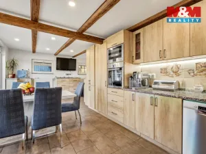 Prodej rodinného domu, Rynoltice, 224 m2