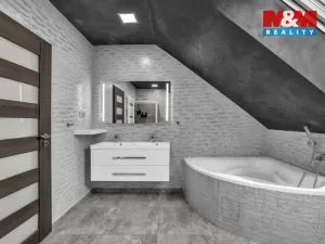 Prodej rodinného domu, Podhradí - Čejkovice, 225 m2