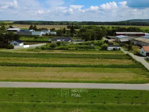 Prodej pozemku pro bydlení, Ivaň, 715 m2