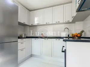 Prodej vily, Sutivan, Chorvatsko, 90 m2