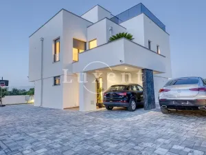 Prodej vily, Zadar, Chorvatsko, 234 m2