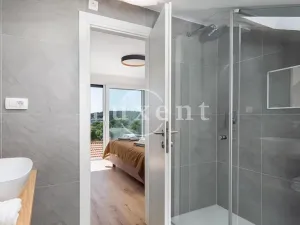 Prodej vily, Bol, Chorvatsko, 165 m2