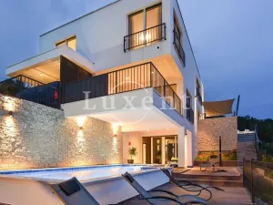 Prodej vily, Trogir, Chorvatsko, 325 m2