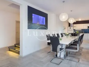 Prodej vily, Rogoznica, Chorvatsko, 400 m2