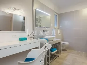 Prodej vily, Rogoznica, Chorvatsko, 400 m2