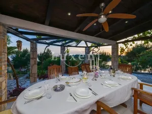 Prodej vily, Bol, Chorvatsko, 300 m2