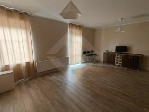 Pronájem bytu 1+kk, Milovice, Kaštanová, 36 m2