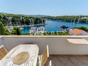 Prodej bytu 3+kk, Milna, Chorvatsko, 64 m2