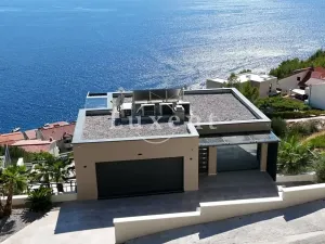 Prodej vily, Omiš, Chorvatsko, 450 m2