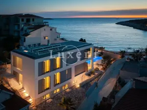 Prodej vily, Rogoznica, Chorvatsko, 675 m2