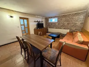 Prodej rodinného domu, Lednice, Mikulovská, 180 m2