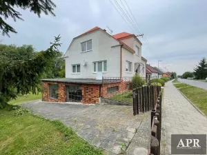 Prodej rodinného domu, Horní Němčí, 234 m2