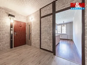 Prodej bytu 2+1, Chomutov, Skalková, 61 m2