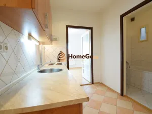 Pronájem bytu 2+kk, Praha - Nusle, Lounských, 50 m2