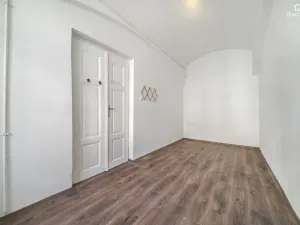 Prodej bytu 3+kk, Praha - Nové Město, Lípová, 77 m2