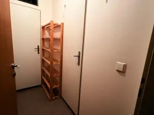 Pronájem - jiné, Praha - Holešovice, Osadní, 2 m2