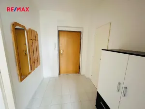 Prodej bytu 2+kk, Praha - Kyje, Lipnická, 43 m2