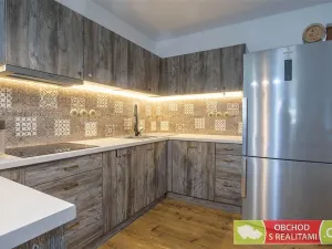 Prodej rodinného domu, Kamenice - Ládeves, 142 m2