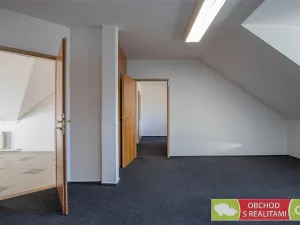 Prodej kanceláře, Chrudim - Chrudim IV, Lupáčova, 612 m2