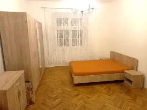 Pronájem bytu 2+kk, Praha - Holešovice, V háji, 52 m2