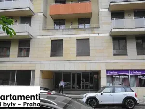 Pronájem garážového stání, Praha - Smíchov, Na Zatlance, 13 m2