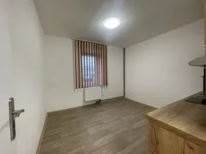Pronájem bytu 1+kk, Staré Hradiště, U Pošty, 20 m2