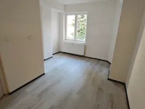 Pronájem bytu 1+kk, Praha - Hlubočepy, Na Zlíchově, 20 m2